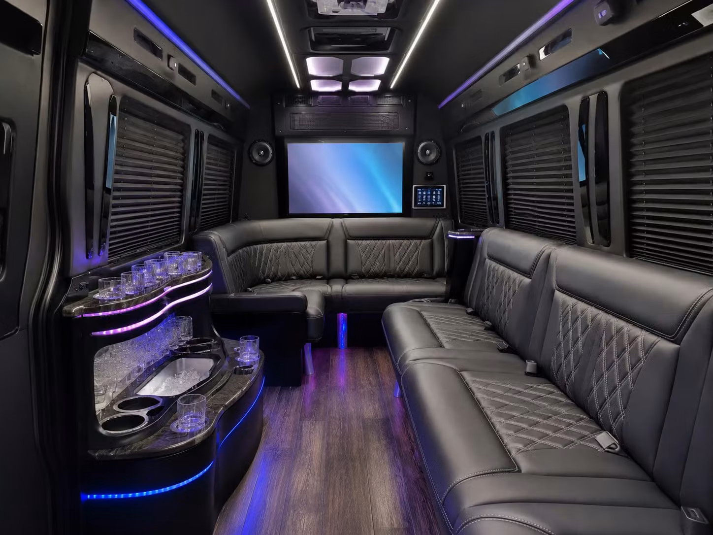 bus rental options for weymouth trips