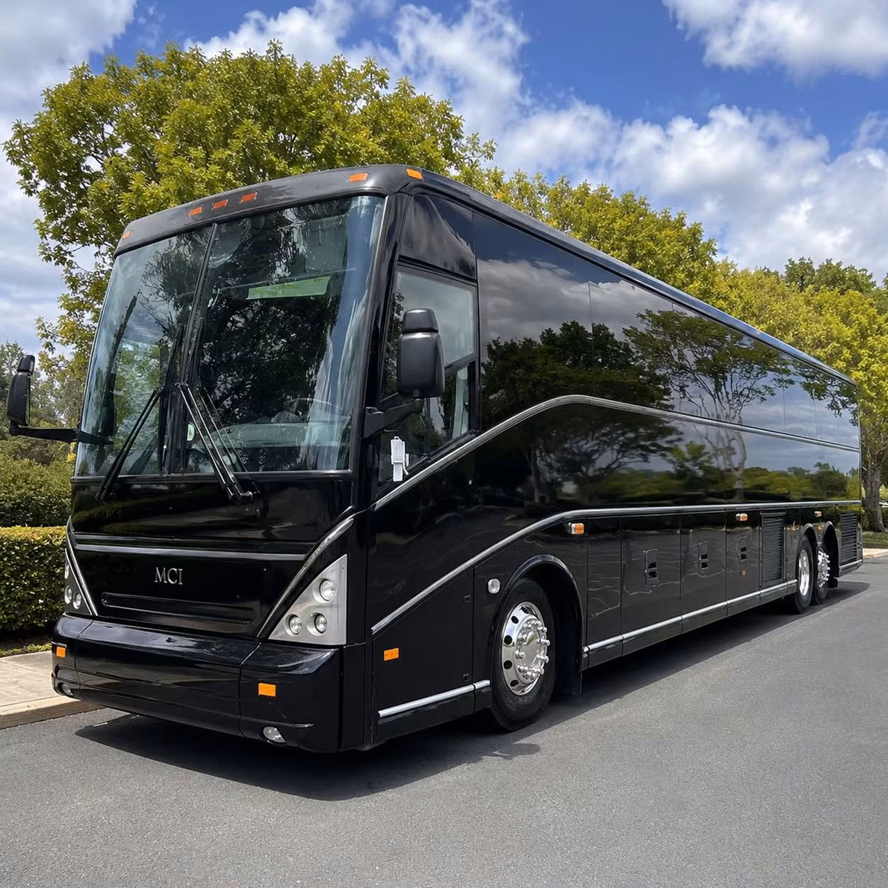 weymouth corporate shuttle services for daily employee commutes and office campuses